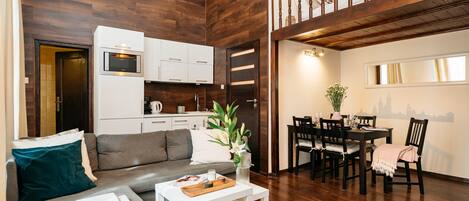 Appartement classique | Cuisine privée | Réfrigérateur, surface de cuisson, lave-vaisselle, cafetière-théière