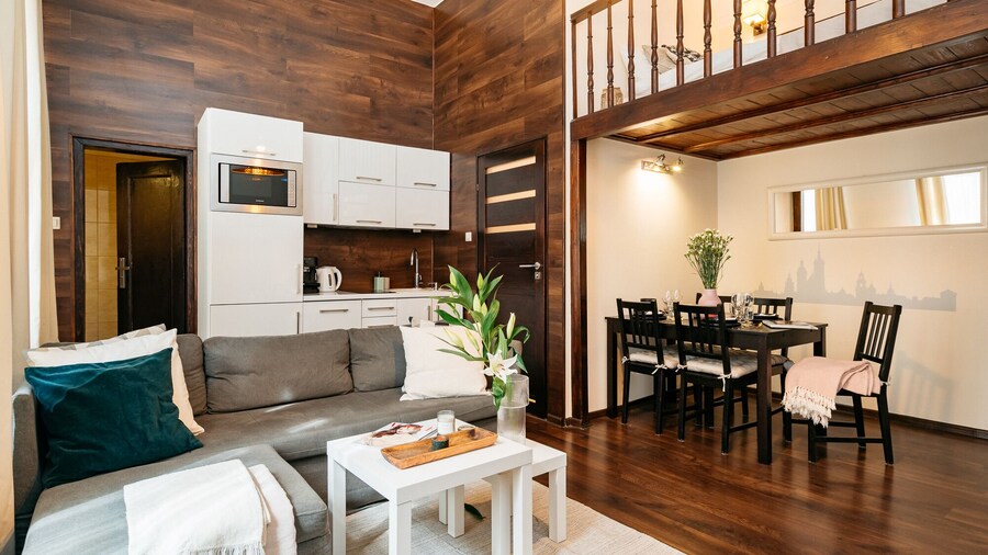 Honey Apartment - LoftAffair