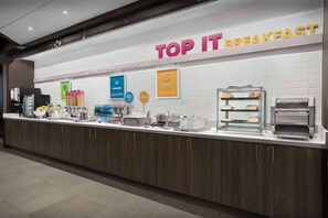 Free daily buffet breakfast - Tru By Hilton Jackson, Tn (Jackson)