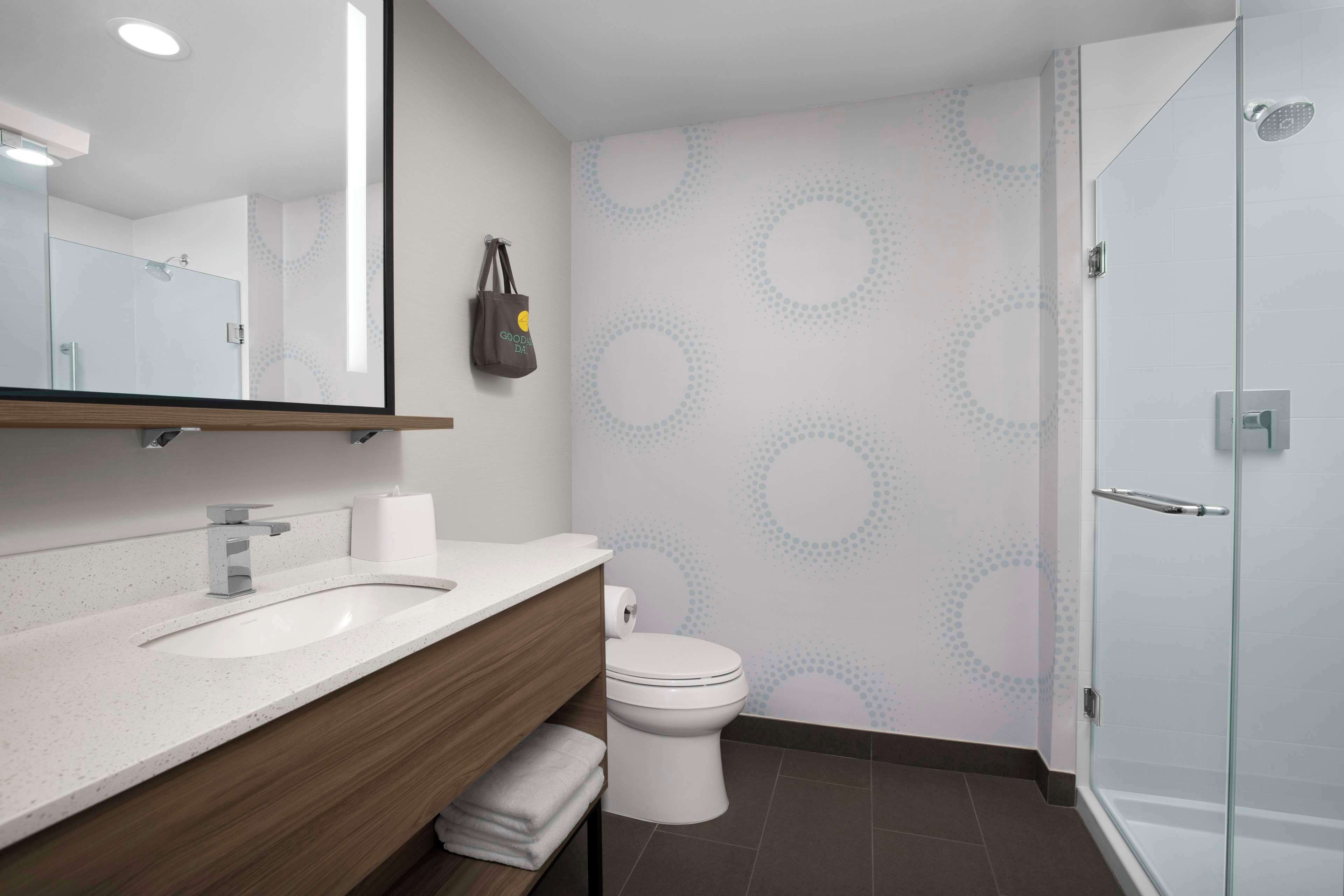 Bathroom shower