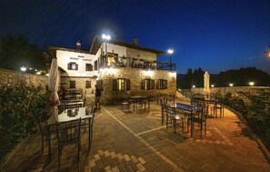 Front of property - BERAT CASTLE HOTEL (Berat)