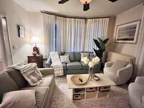 Smart-tv, eldstad och tv-spel