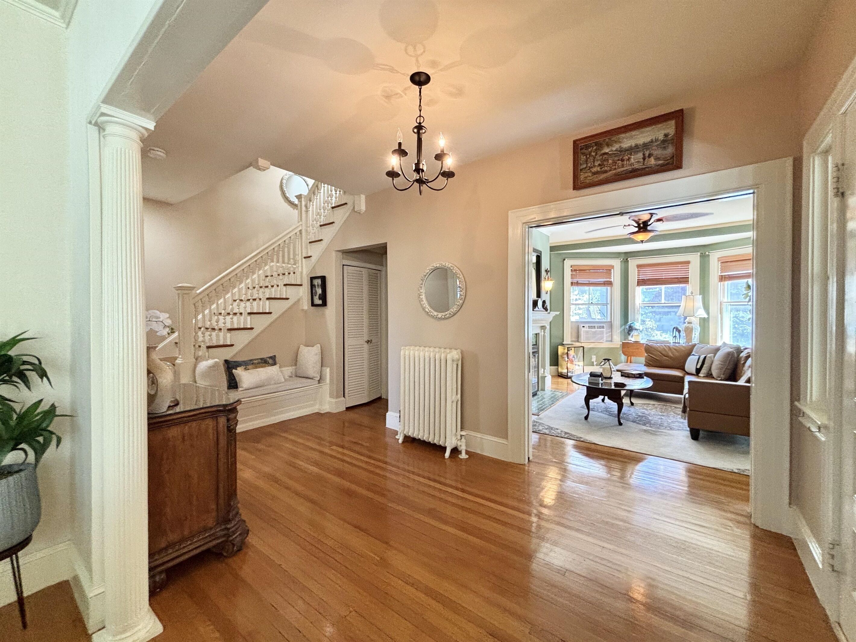 TV connectée, cheminée, jeux vidéo