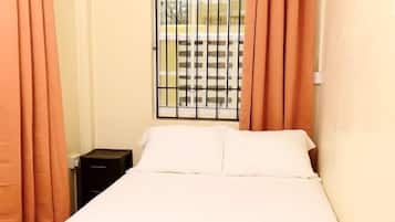 2 bedrooms, iron/ironing board, free WiFi