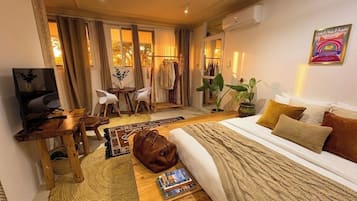 2 chambres, fer et planche à repasser, Wi-Fi, draps fournis