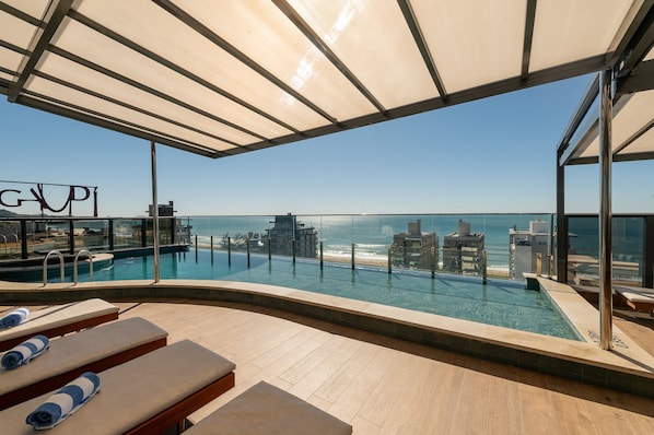 Outdoor pool - Brava Mundo Hotel Boutique OFICIAL (Itajai)