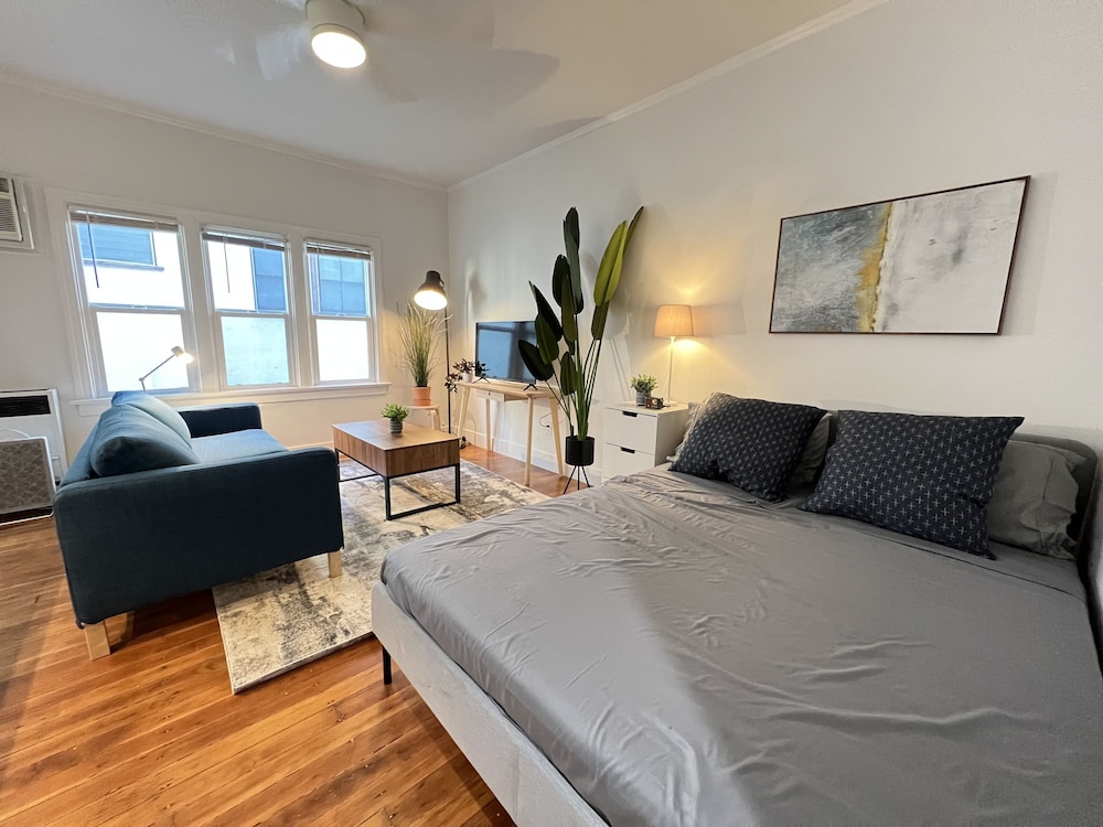 Charming studio in Los Feliz Los Angeles Vrbo