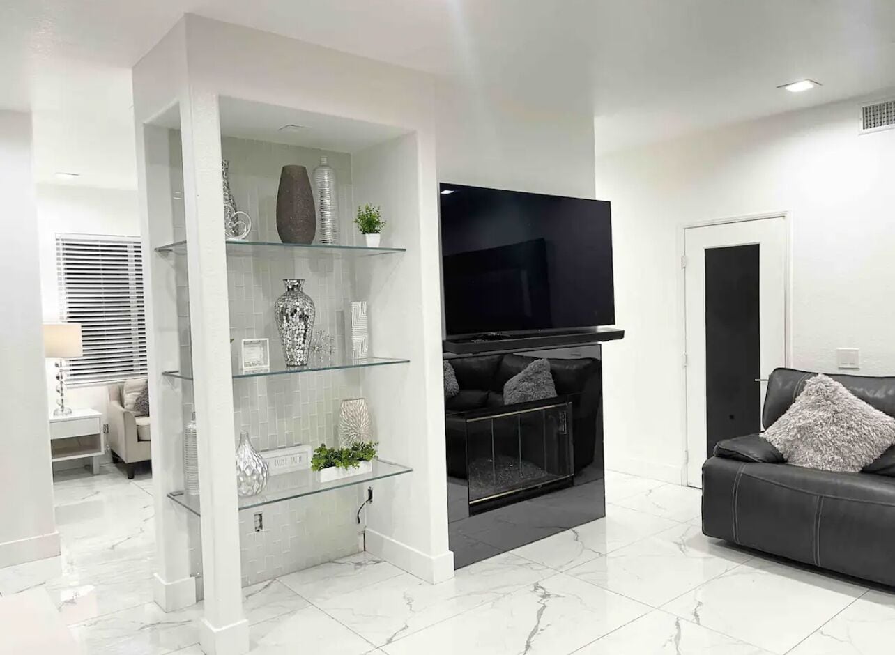 Smart TV, fireplace, books