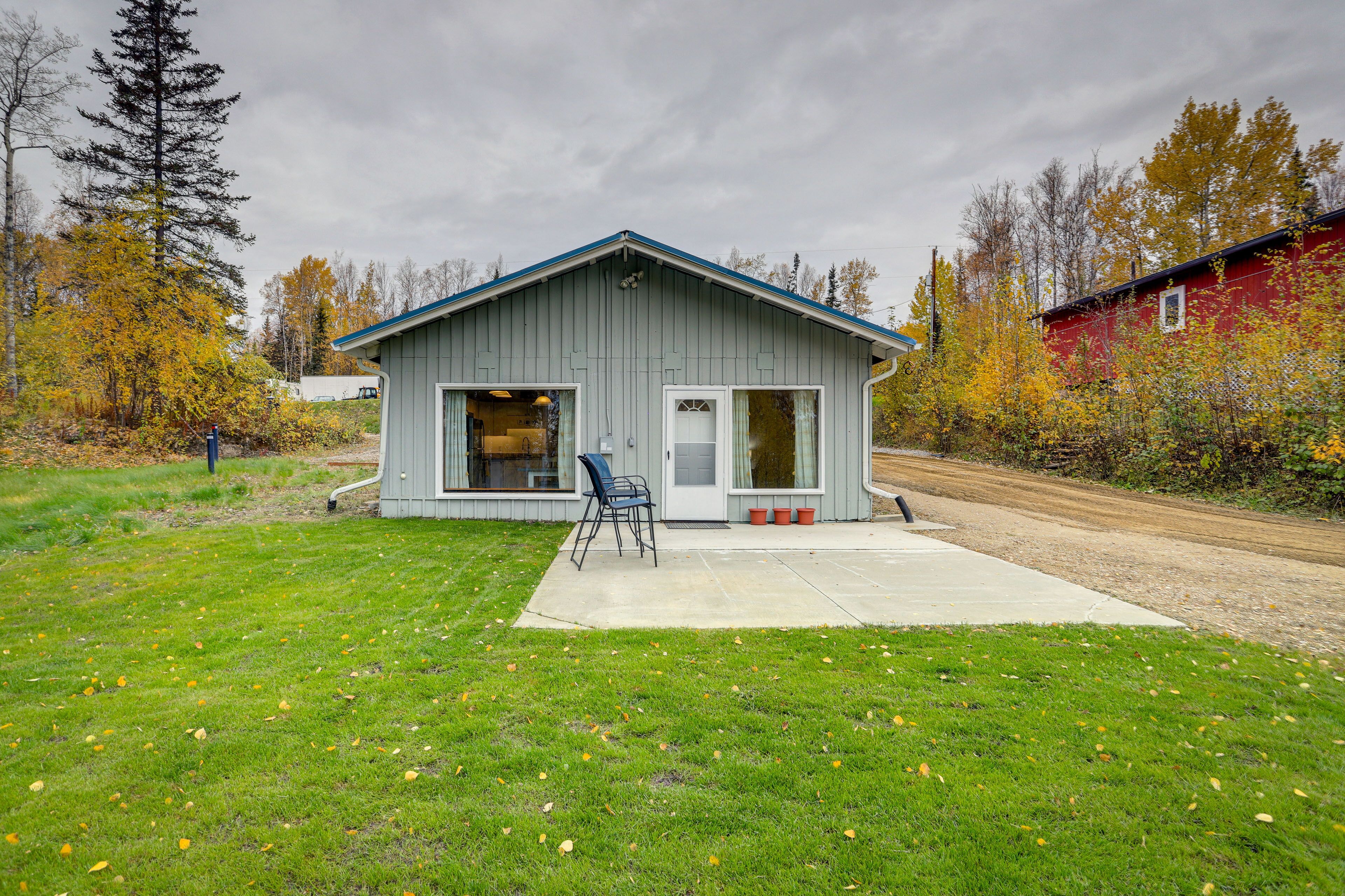 Cozy Fairbanks Cabin ~ 11 Mi to Downtown!