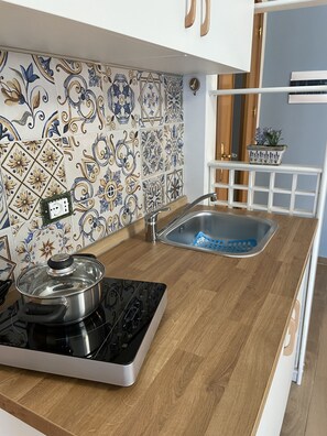 Fridge, microwave, oven, stovetop - Namastè Apartments Pitta (Villaggio Mosè)