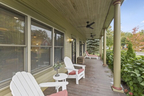 Condo in the Heart of Douglas - Chef's Kitchen