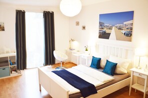 3 soverom, skrivebord, strykejern/-brett og wi-fi (inkludert)