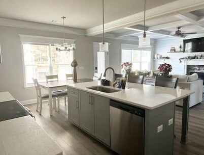 Spacious & Cozy Turnkey Master’s Tournament Rental with Concierge Level Service