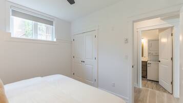 1 chambre, bureau, accès au Wi-Fi (inclus), literie fournie