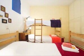 3 chambres, fer et planche à repasser, Wi-Fi, literie fournie