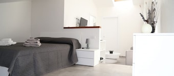 GuestHost - Decimomannu Lovely Room with Wifi!