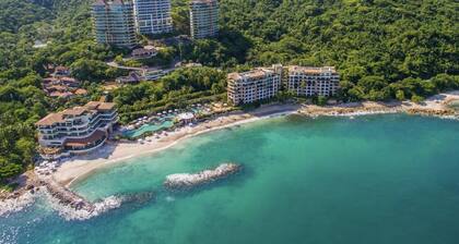 Garza Blanca Resort Puerto Vallarta, 2 Bedroom Beach Front Suite