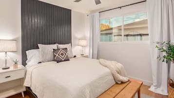4 bedrooms, desk, iron/ironing board, travel cot
