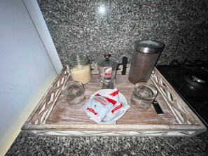 Håndklæder, Sæbe, Shampoo, Toiletpapir