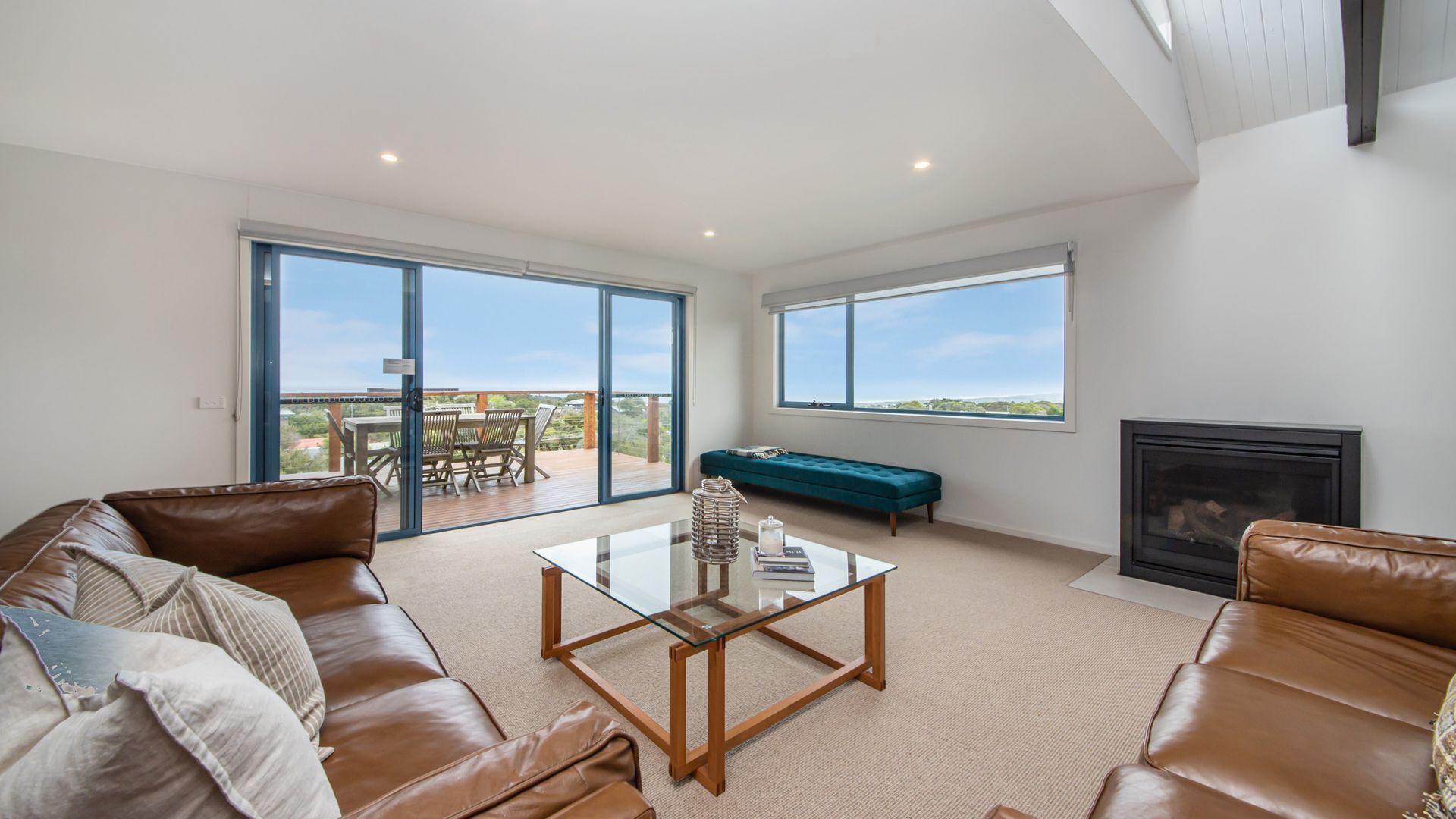 Smart TV, fireplace, offices