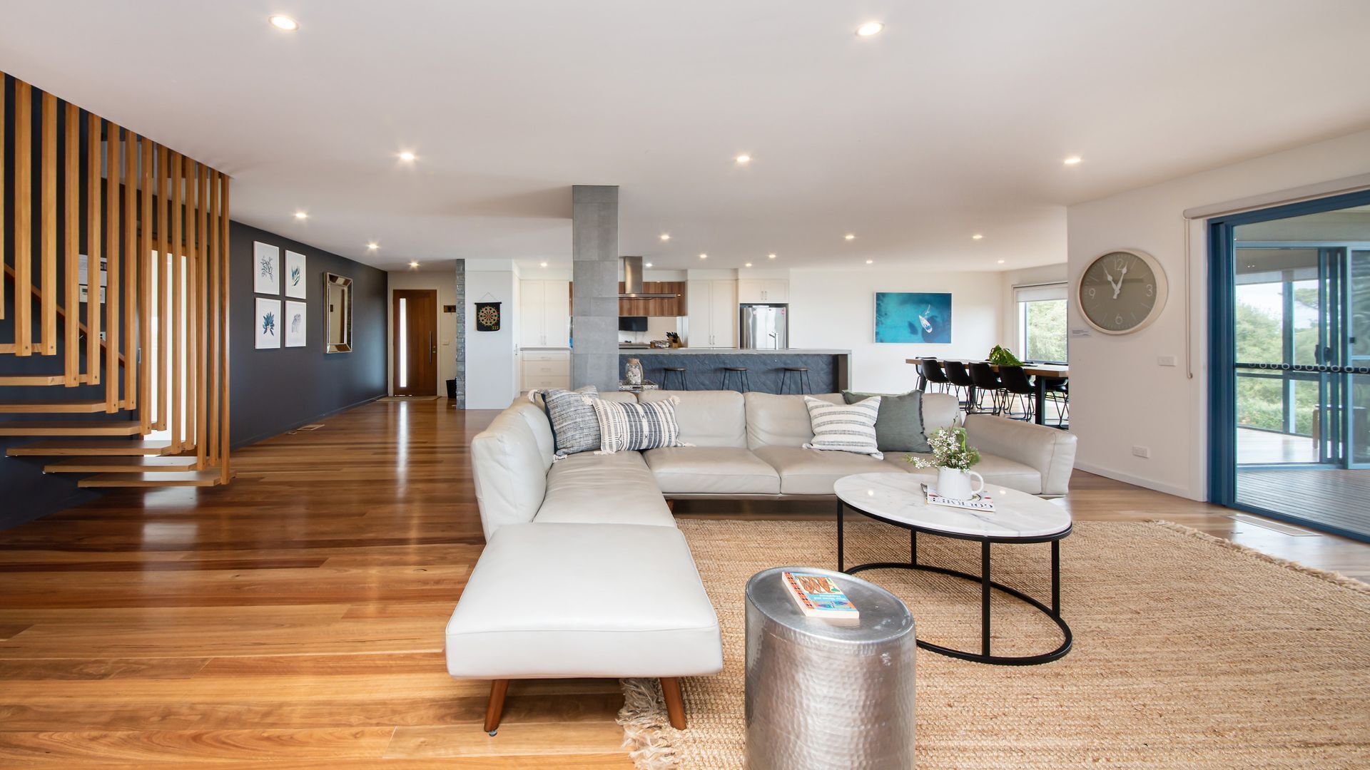 Smart TV, fireplace, offices