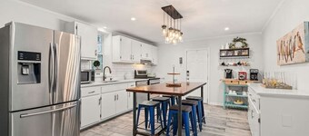 Blakely's Stone Cottage: Walk to downtown Franklin & Civil War Sites 