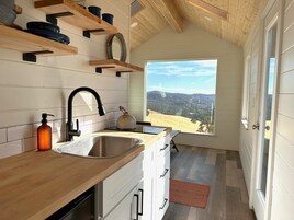 Premium Cabin, 1 Bedroom, Patio, Valley View | Private kitchen | Microwave, dining tables