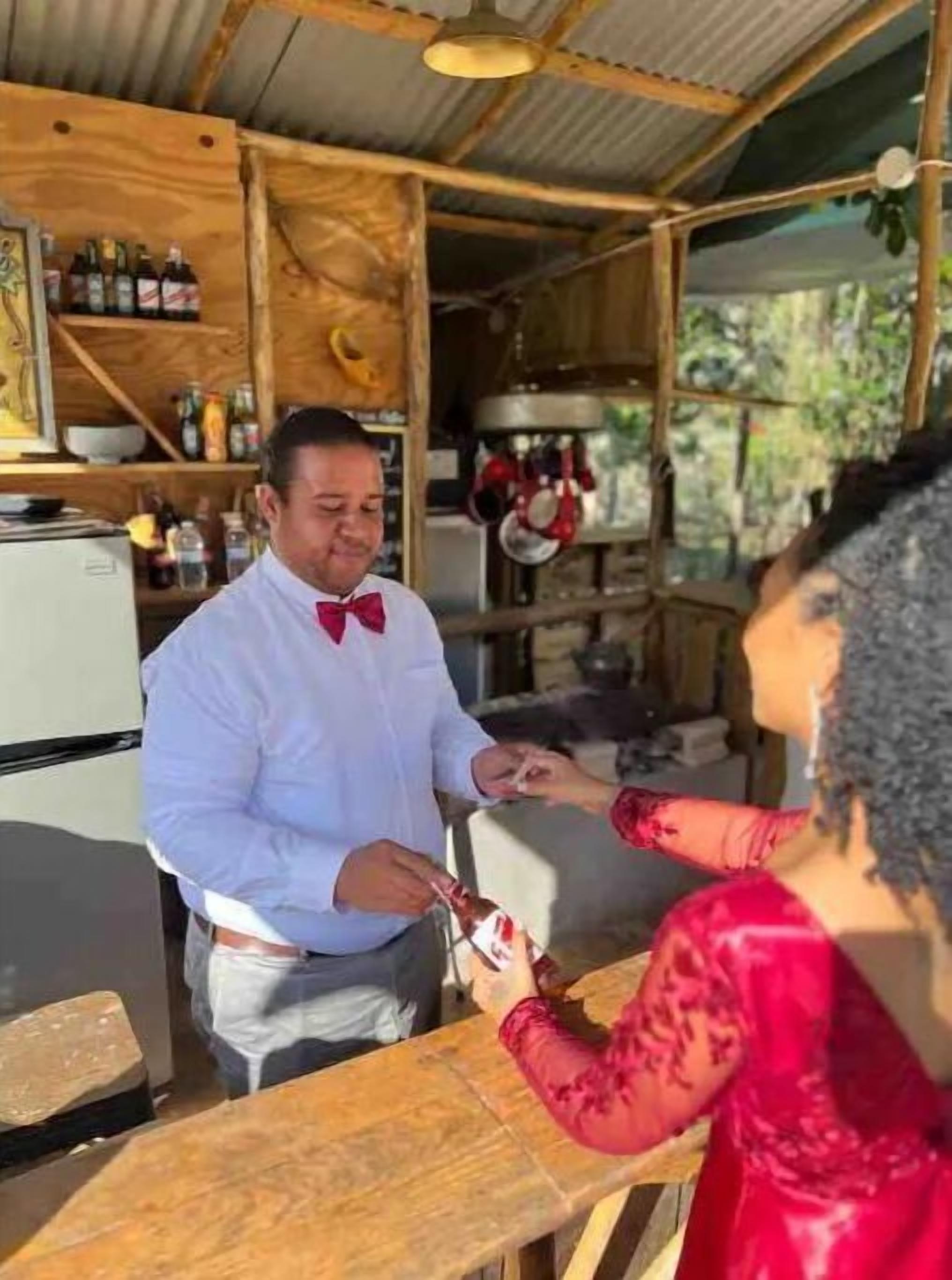 Bar (in der Unterkunft)