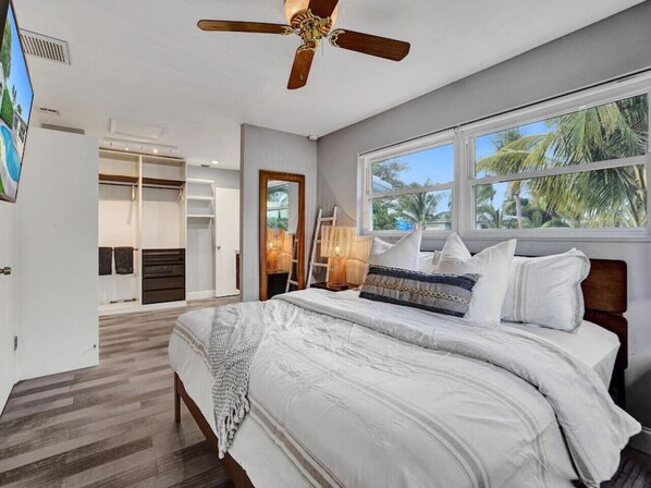 3 bedrooms, iron/ironing board, travel crib, WiFi