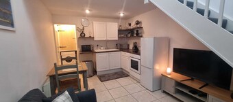 Cosy Moat House Cottage No.6