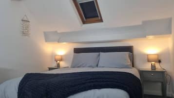 1 dormitorio, cuna de viaje, wifi gratis y ropa de cama
