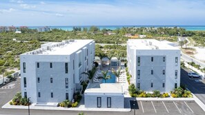 Exterior - 20% Off June 18-20 Walk 2 Beach, Pool Views Z-B103 (Grace Bay)