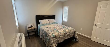 2 bedrooms, bed sheets