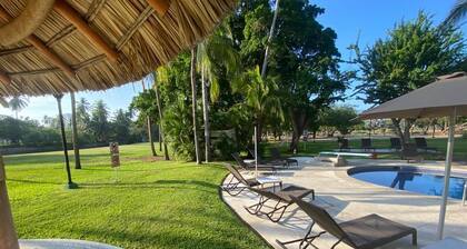 Departamento/ Loft en el Campo de Golf, Vista Increíble, Hermosas áreas Verdes