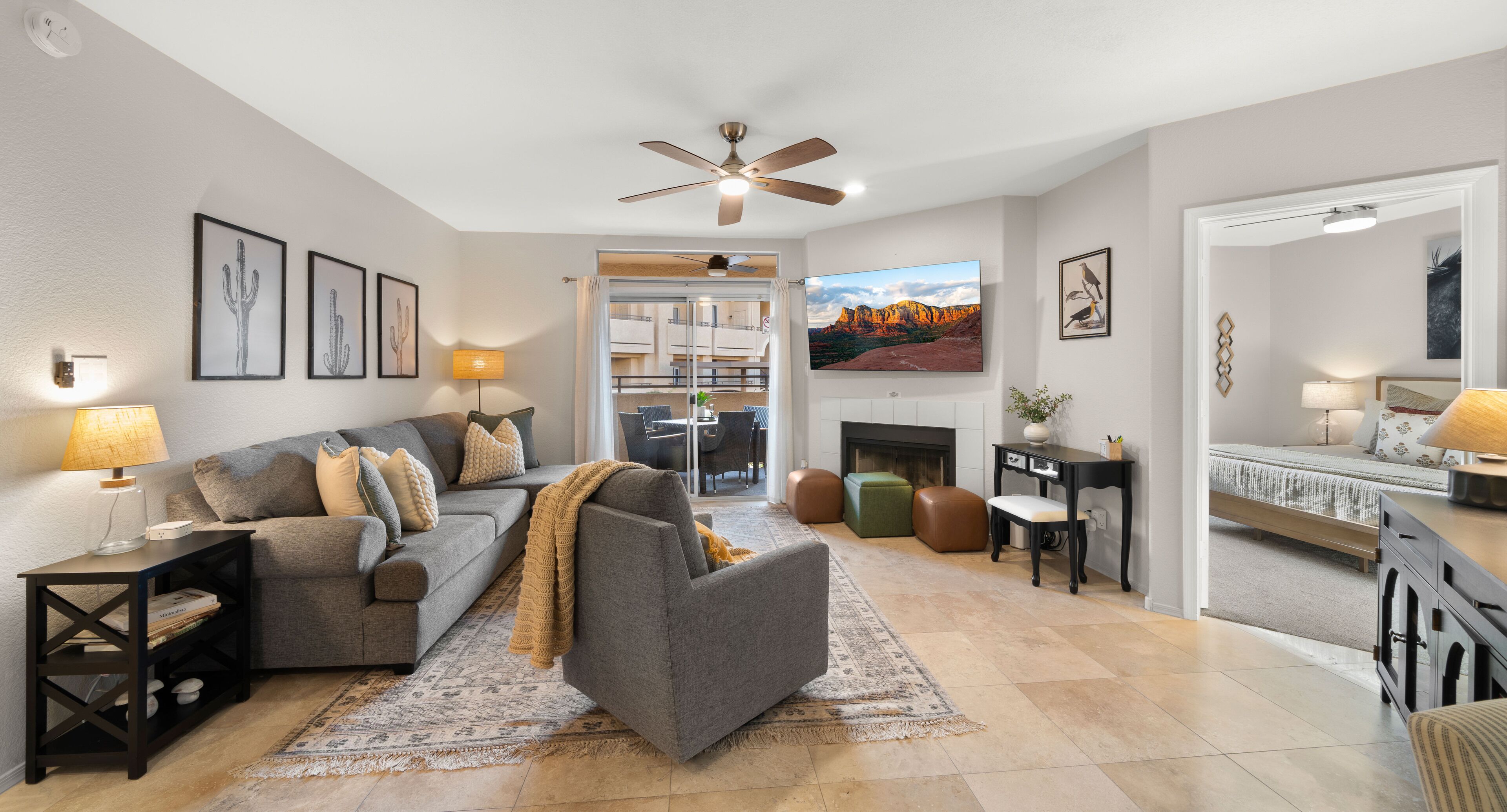 Phoenix Condo - Heated Pool - Kitchen - 2BR: Cozy!