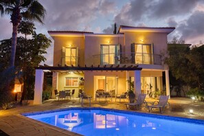 Pool - Latchi Aria: Charming Cyprus Villa, 3 Beds, Sea Views, Near beach, Wifi (Latchi Beach)