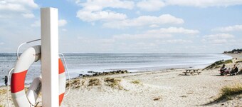 Beautiful home in Glesborg with WiFi