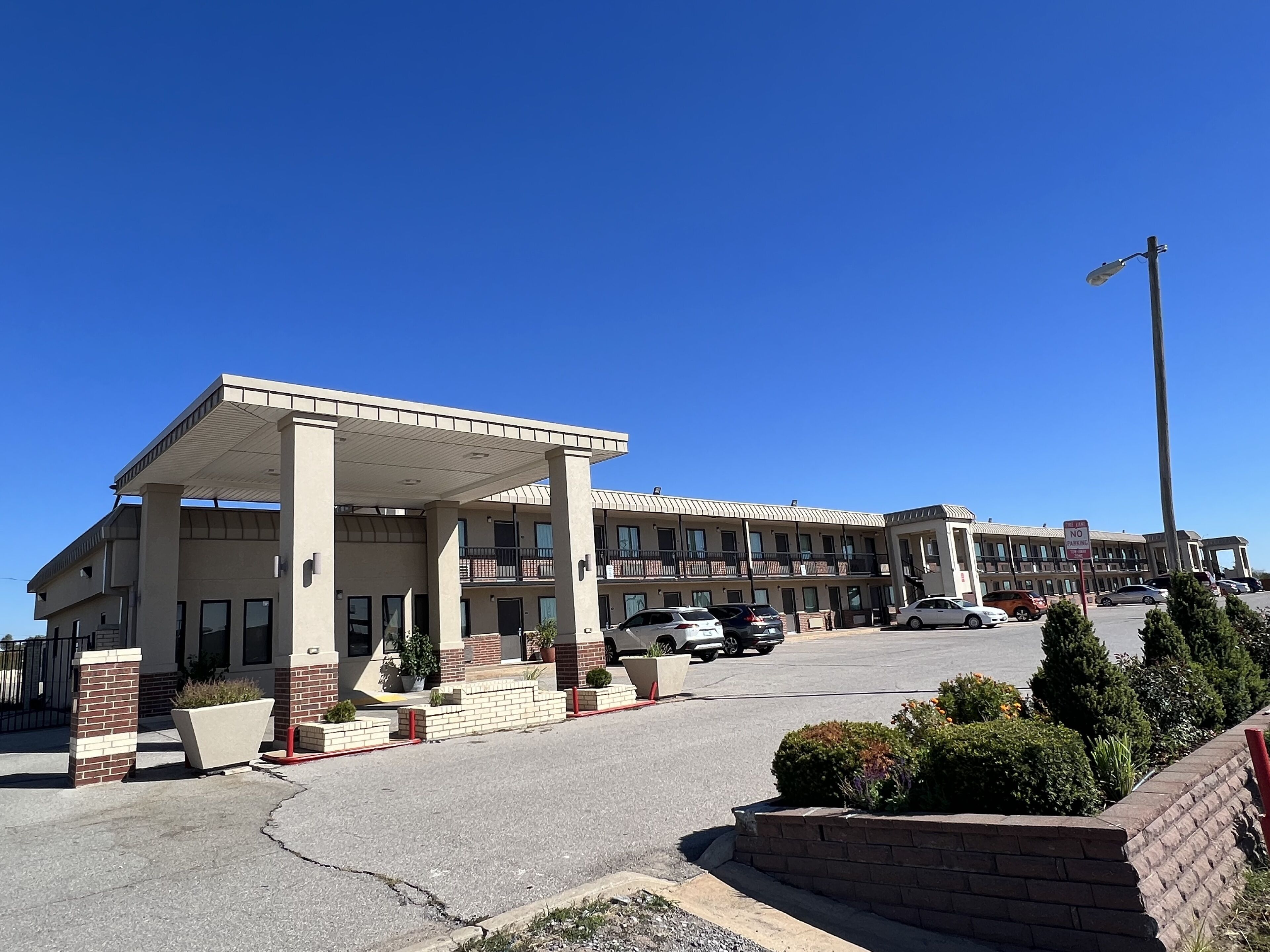 Hotel 81 El Reno — photo 11