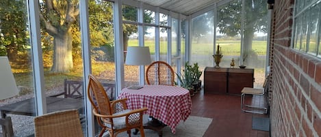 Buiten dineren