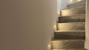 Uklassifisert bilde, 4 av 13, knapp