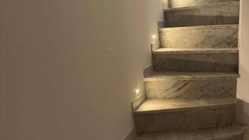 Zimmer, 1 Schlafzimmer, Balkon | Eingangsbereich