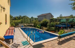 Pool - Villa Josie with Pool and Terrace (Gabonjin)