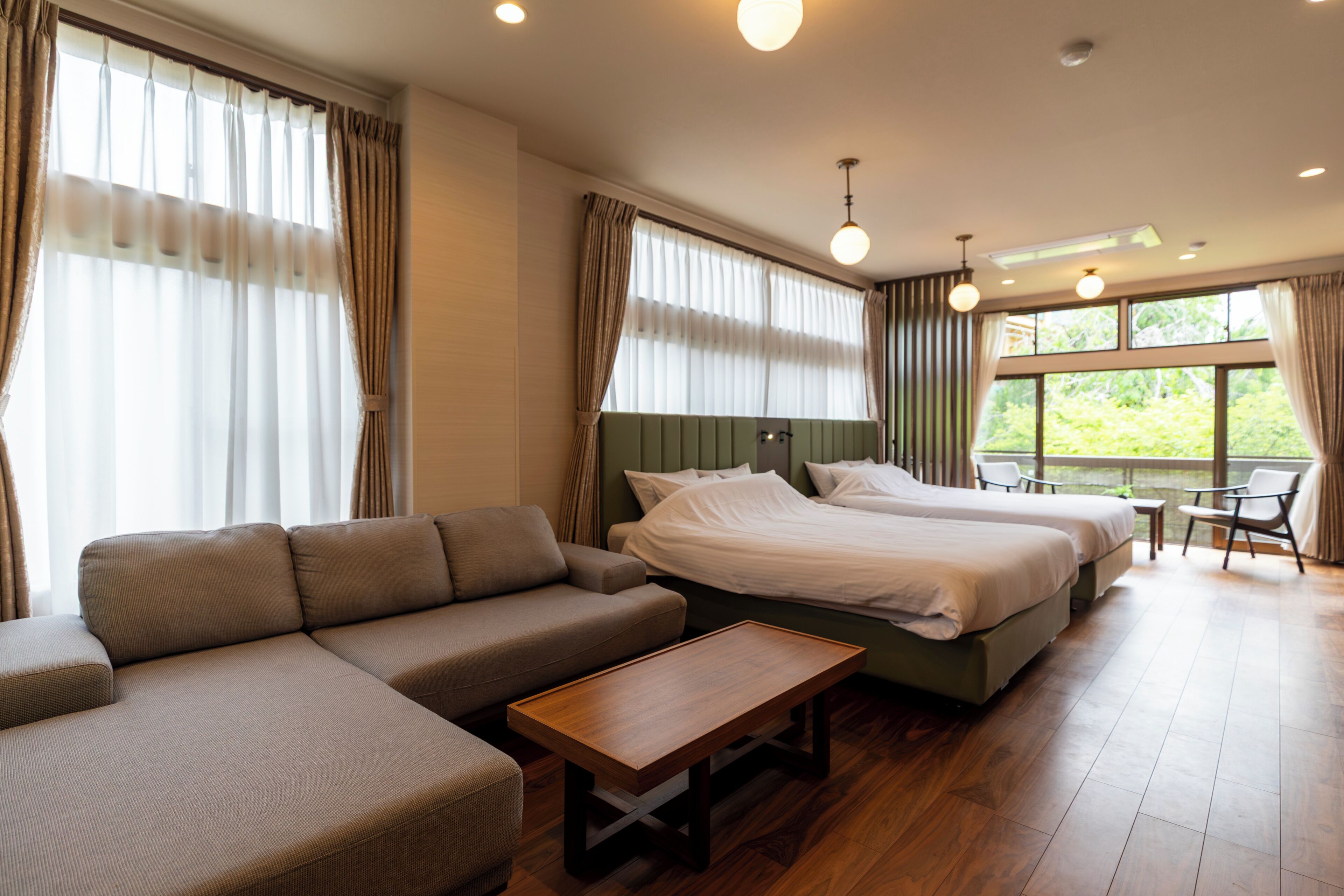 Superior Room | In-room safe, desk, laptop workspace, blackout drapes