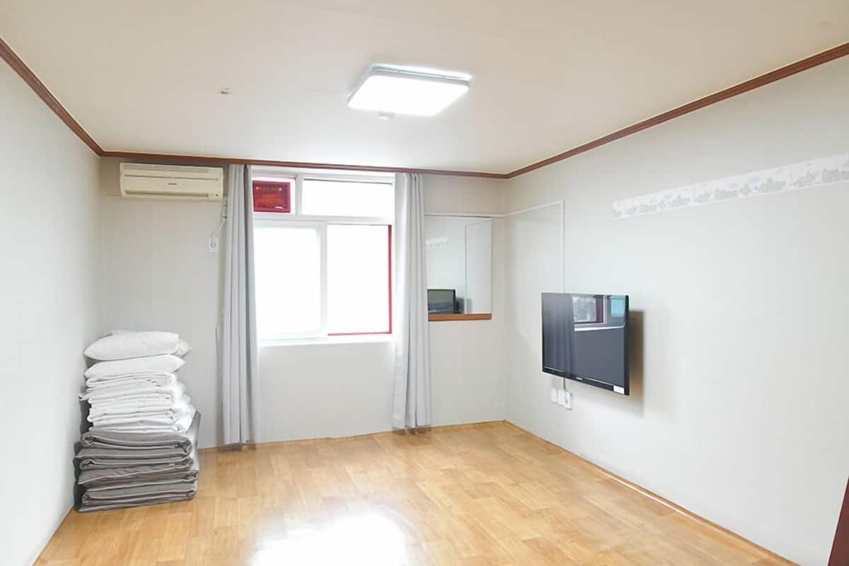 Deluxe Room (Ondol) | 1 makuuhuone, äänieristys, ilmainen Wi-Fi