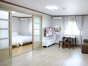 Ropa de cama de alta calidad, sistema de insonorización y wifi gratis