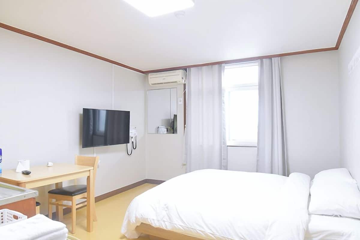 Standard-huone | 1 makuuhuone, äänieristys, ilmainen Wi-Fi