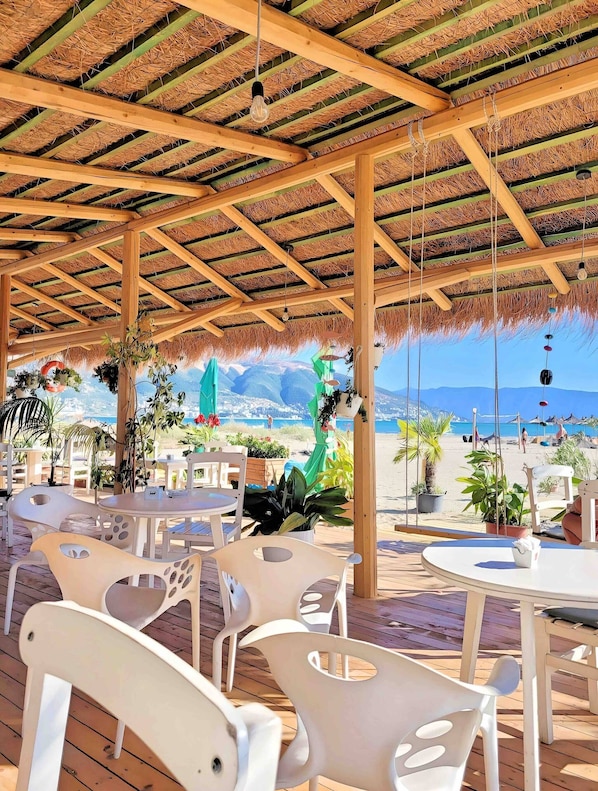 Apartment, 2 Bedrooms, Balcony, City View | Beach