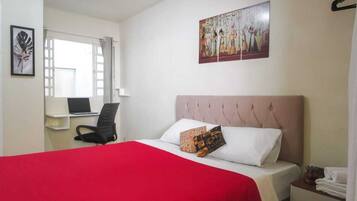 Twin Room | Hypo-allergenic bedding, free WiFi, bed sheets