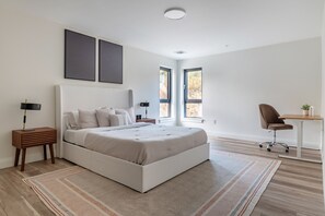 2 soveværelser, skrivebord, strygejern/strygebræt, gratis Wi-Fi