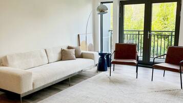 TV connectée, table de tennis de table